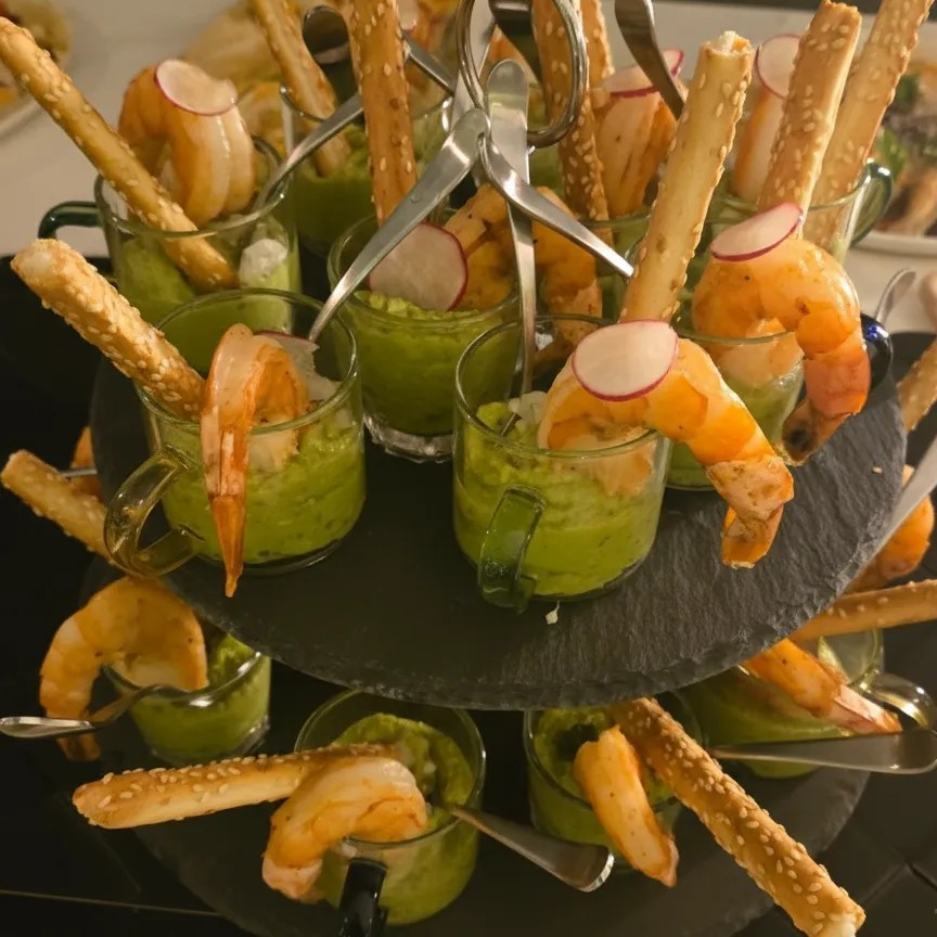 Image alt description