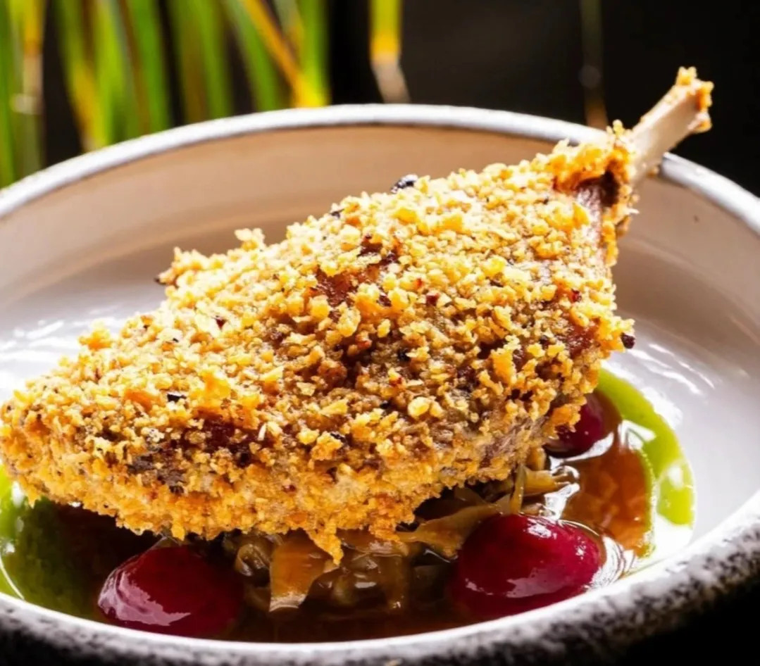 Image alt description