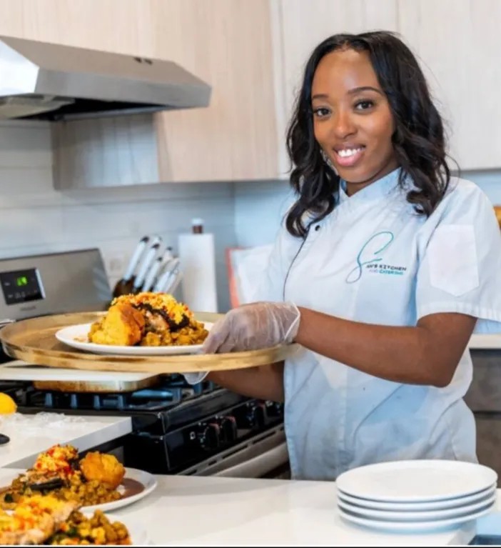 Image alt description