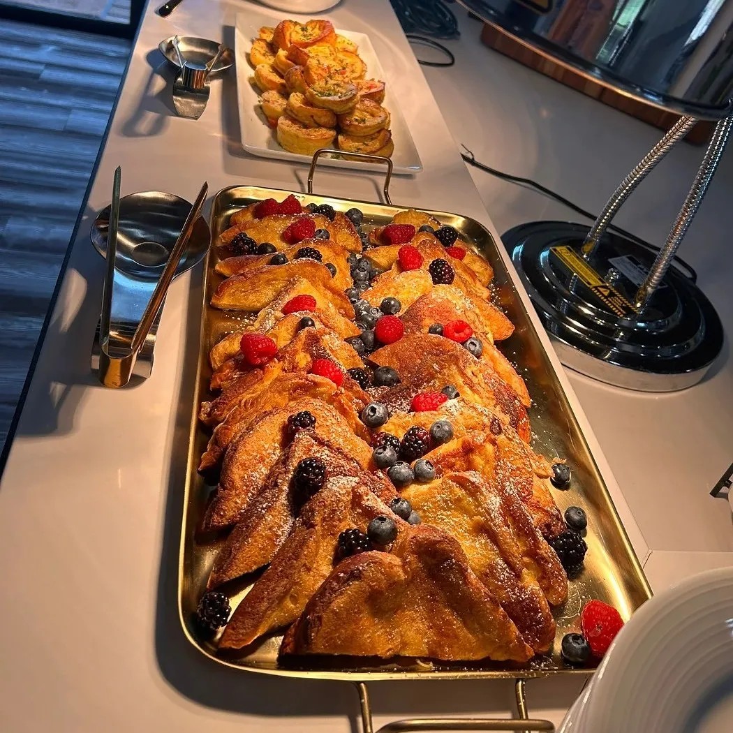 Image alt description