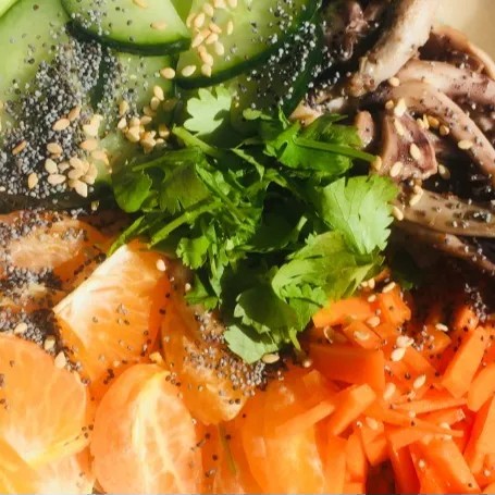 Image alt description