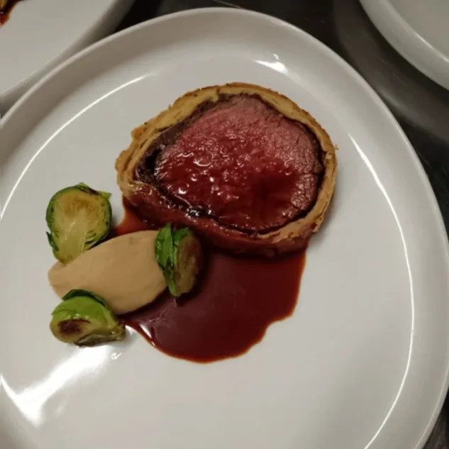 Image alt description