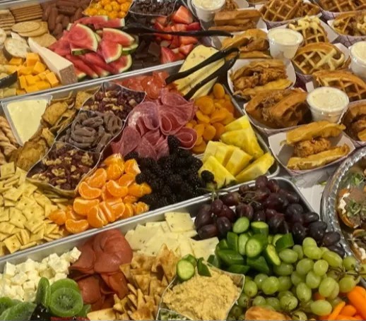 Image alt description