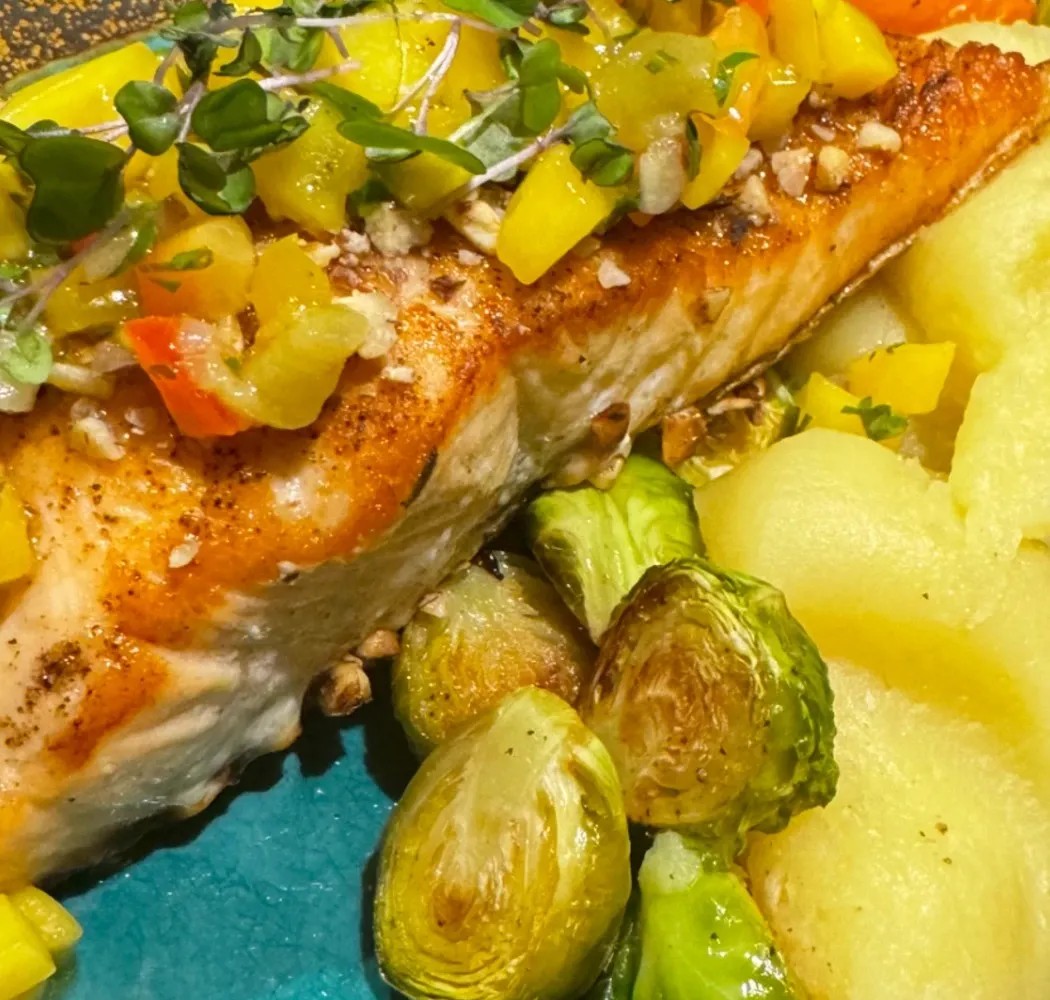 Image alt description