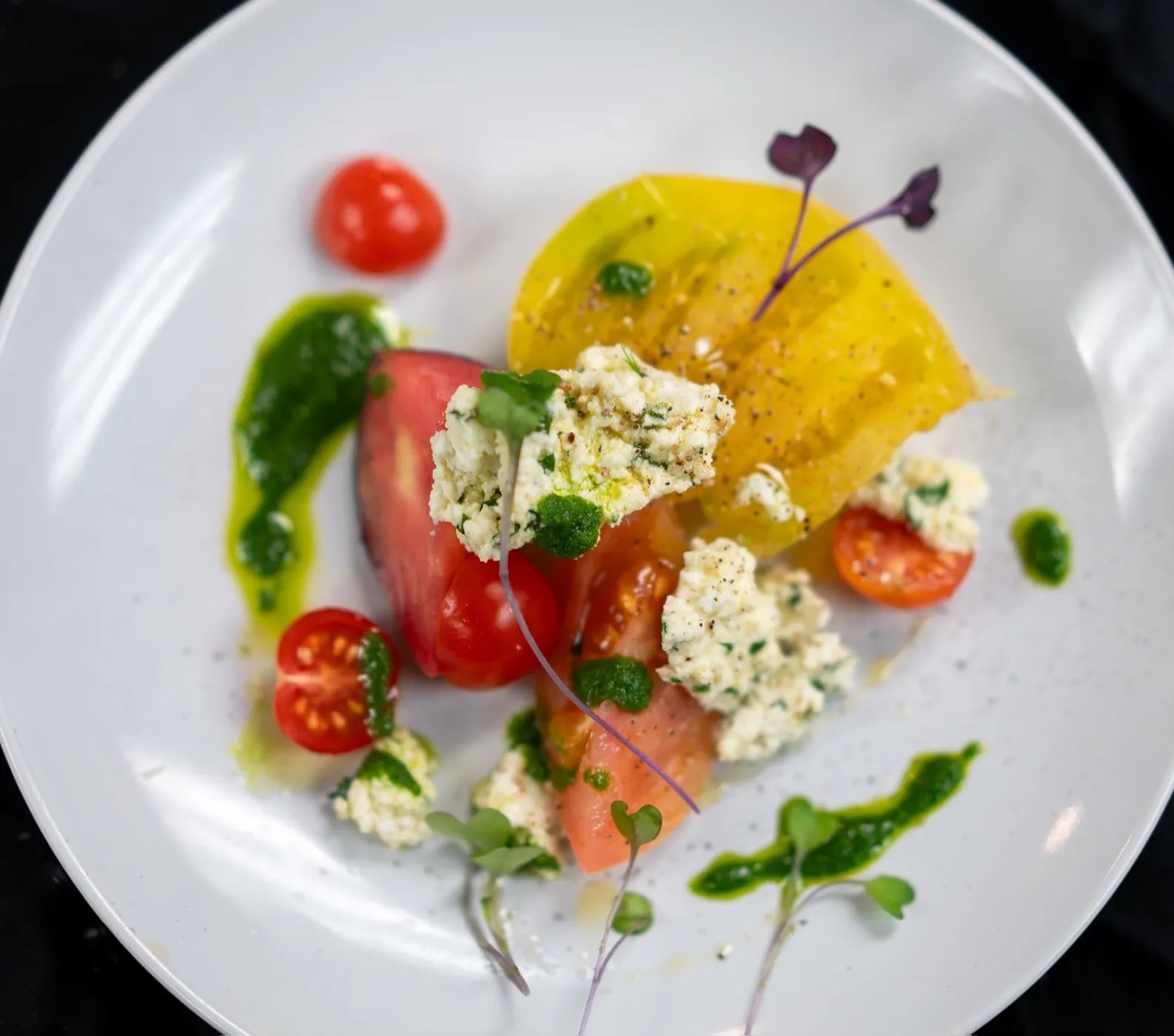 Image alt description