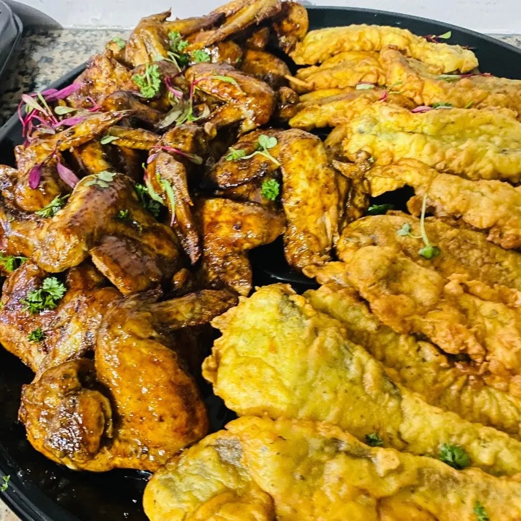 Image alt description