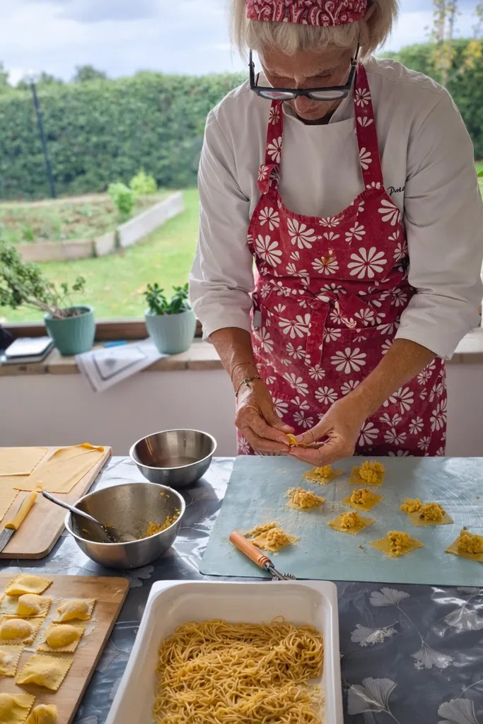 Image alt description