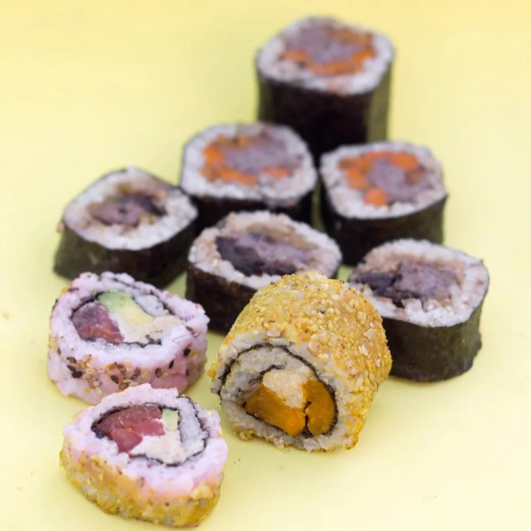 Image alt description