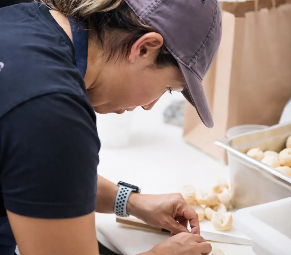 Image alt description