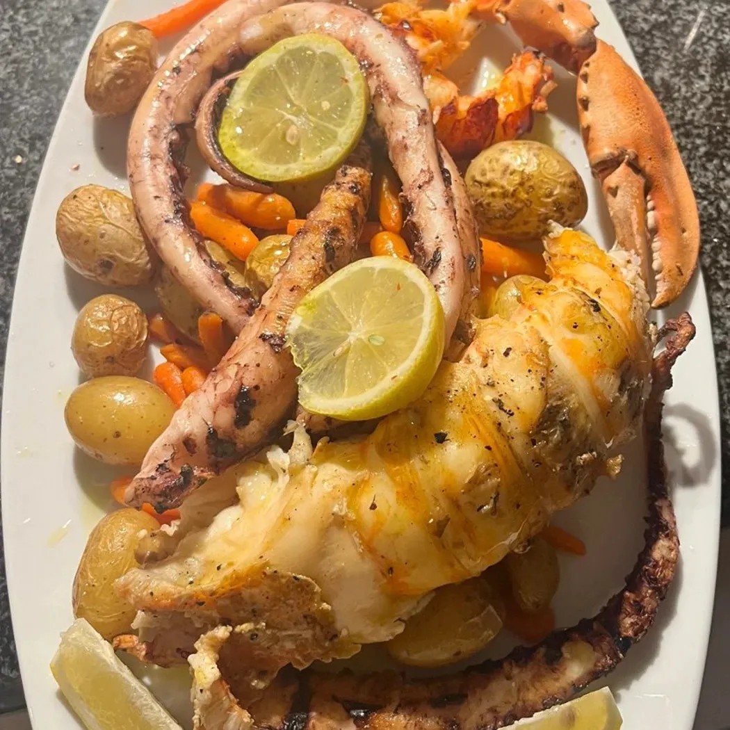 Image alt description