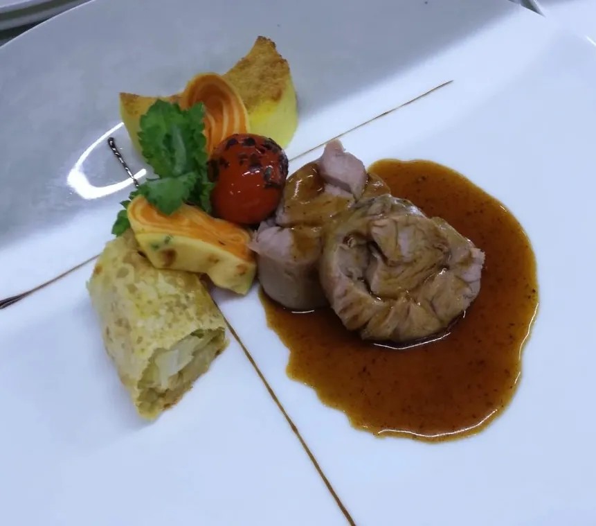 Image alt description