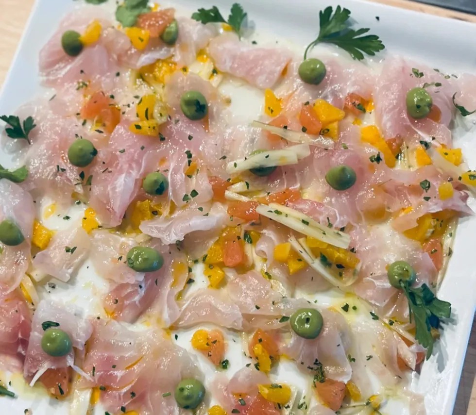 Image alt description