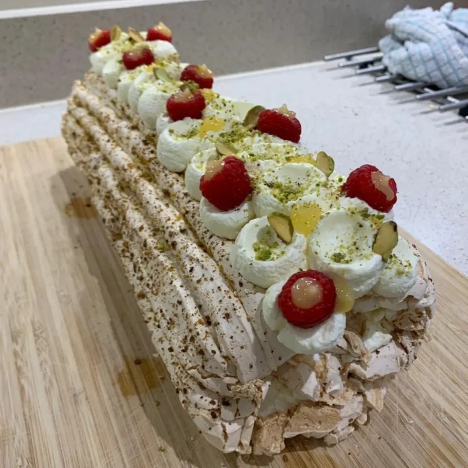 Image alt description