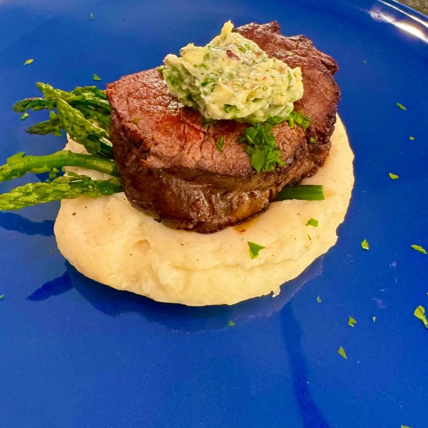 Image alt description