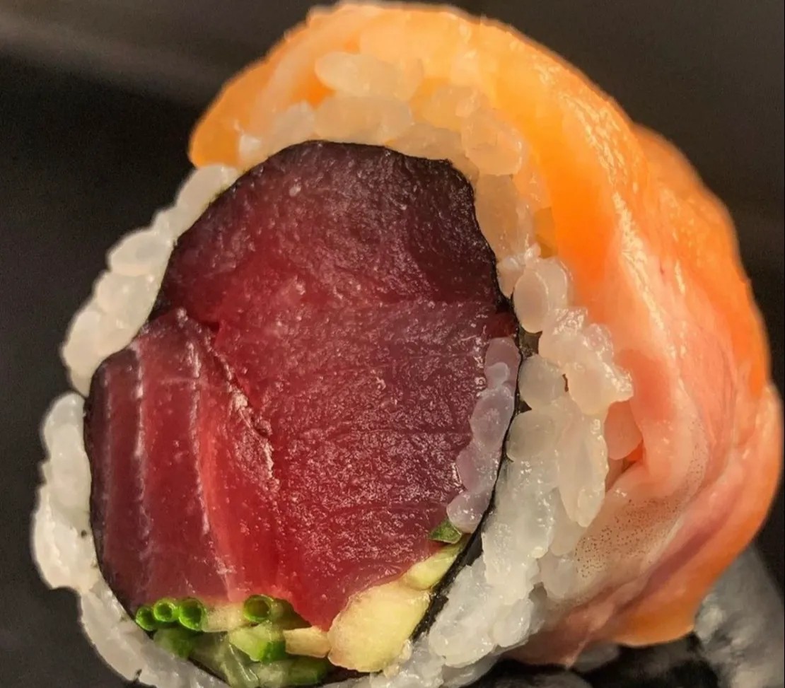 Image alt description