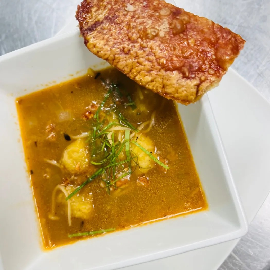 Image alt description