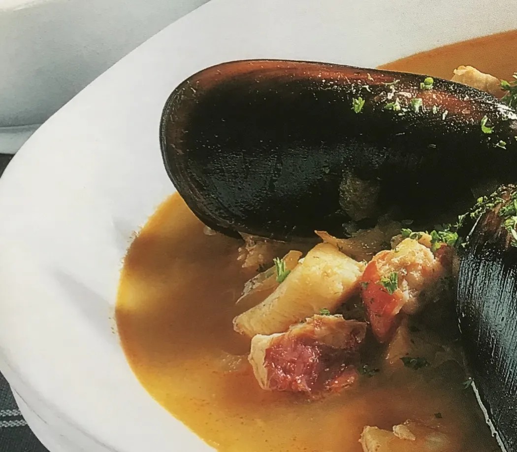 Image alt description