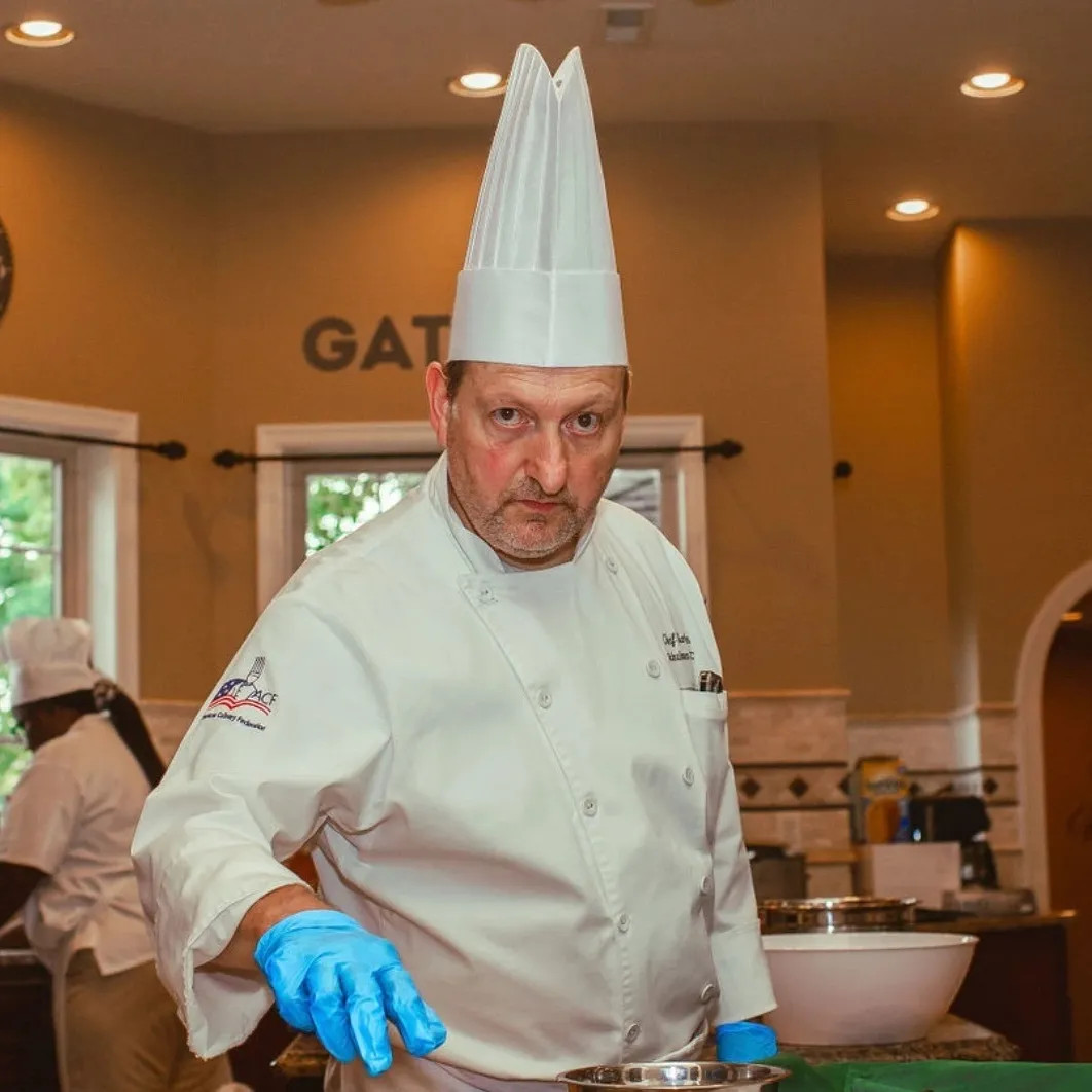 Image alt description