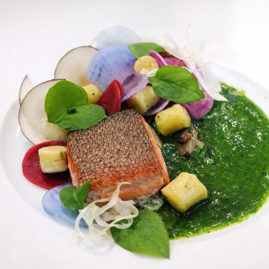 Image alt description