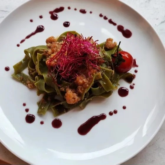 Image alt description