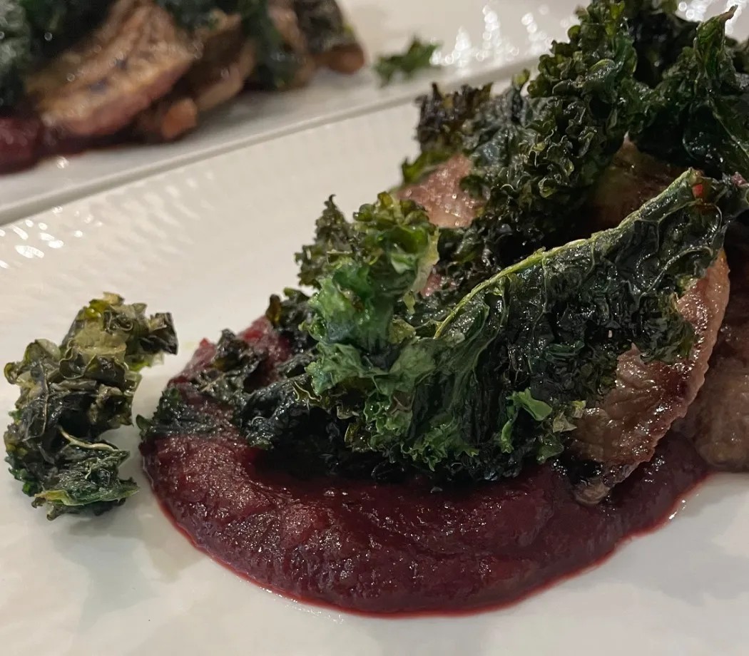 Image alt description