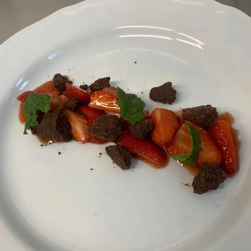 Image alt description