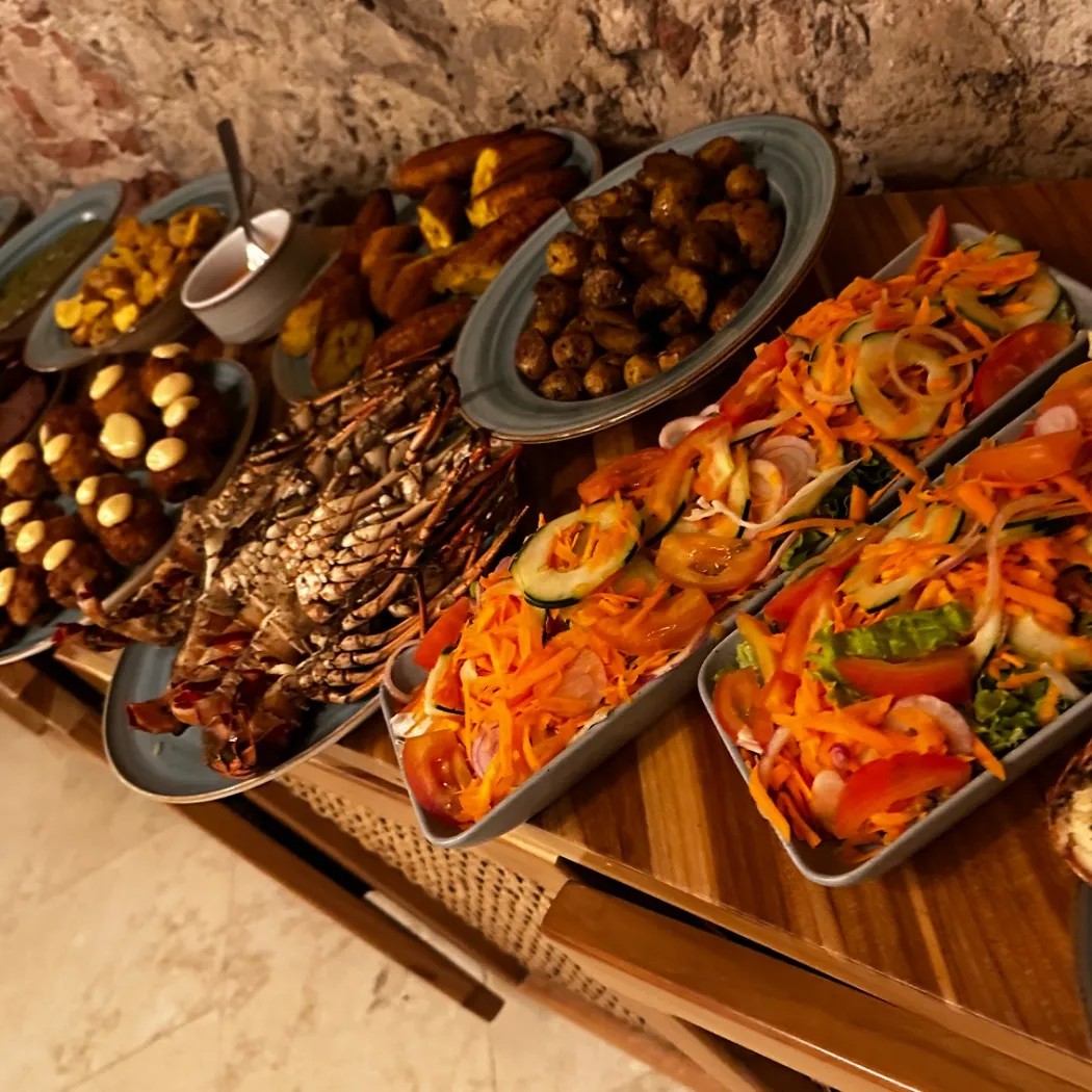 Image alt description