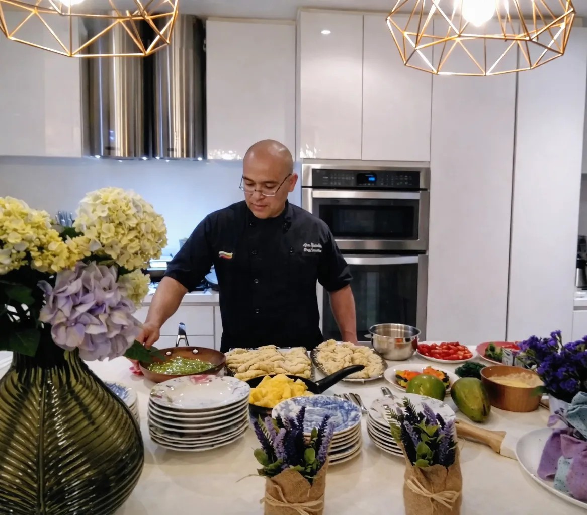 Image alt description