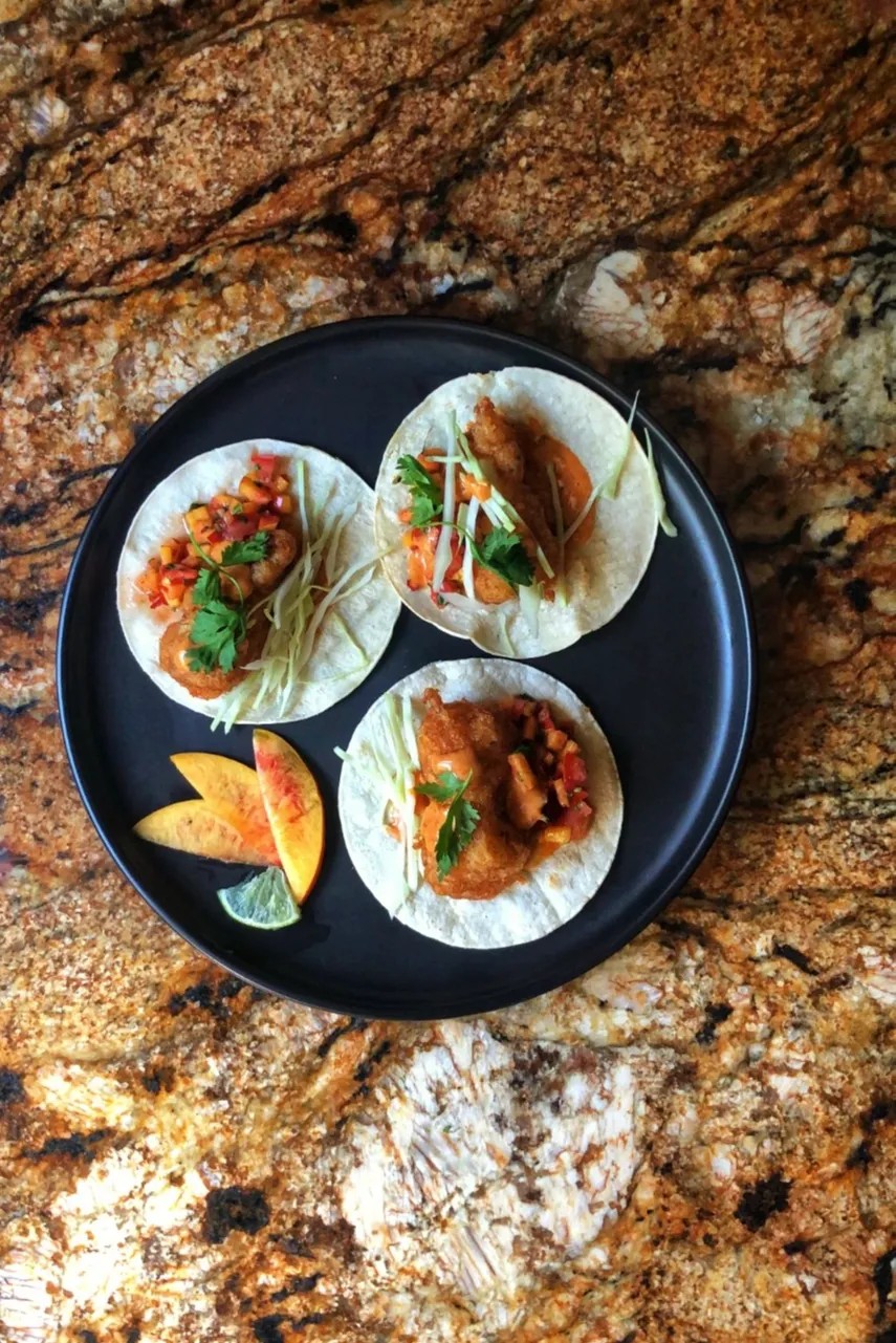 Image alt description