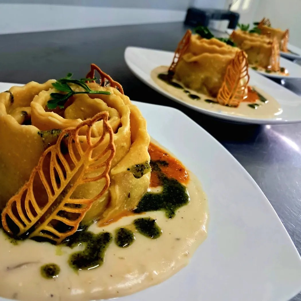 Image alt description