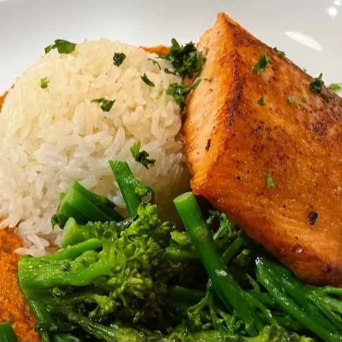 Image alt description