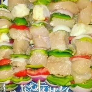 Image alt description