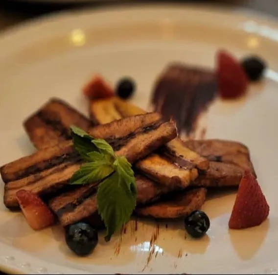 Image alt description