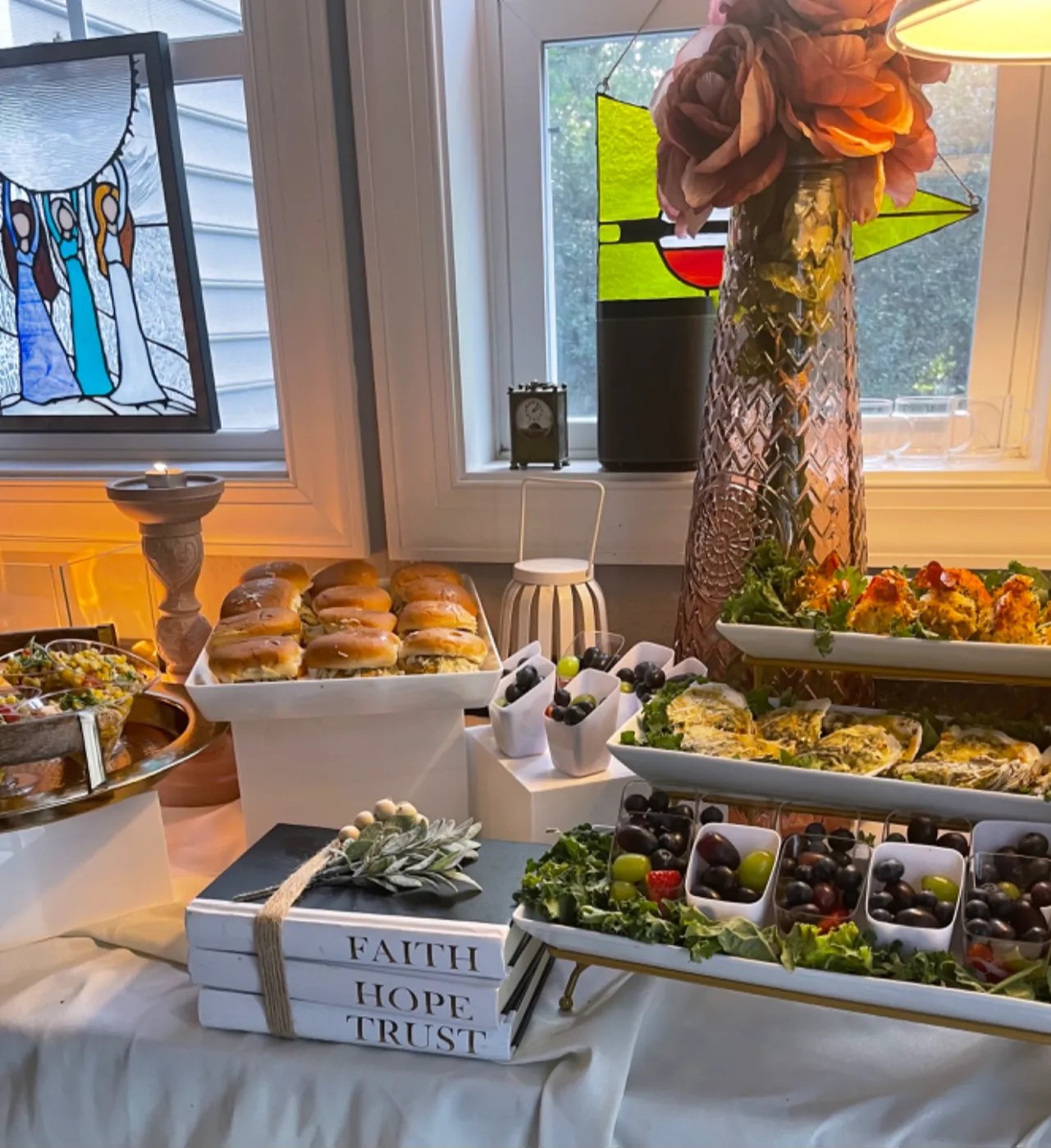 Image alt description