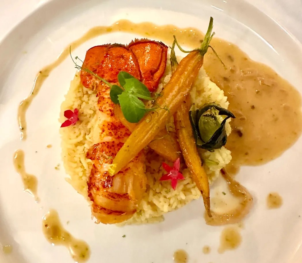 Image alt description