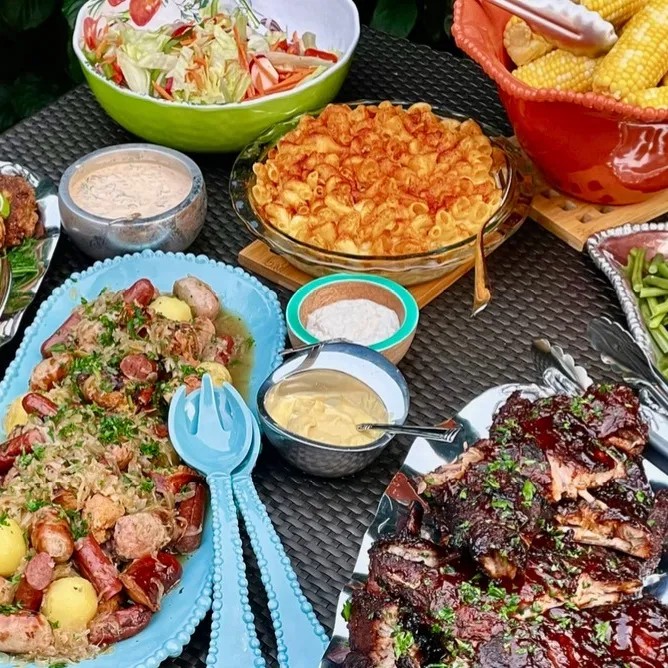 Image alt description