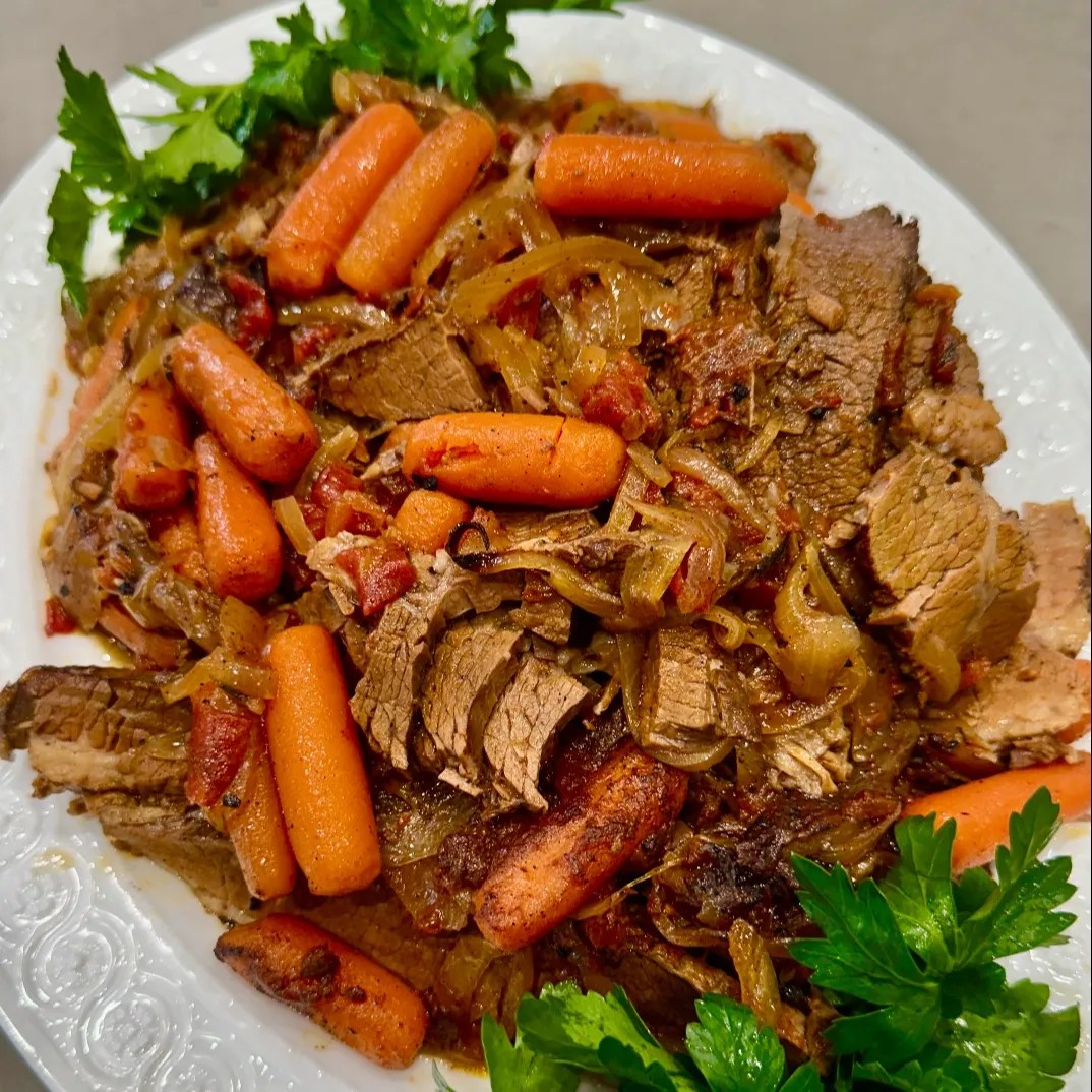 Image alt description