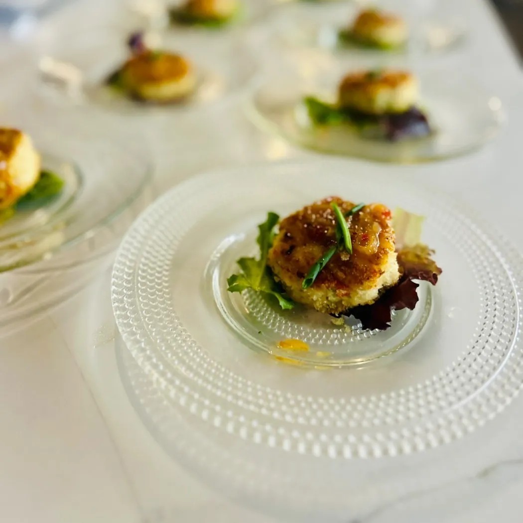 Image alt description