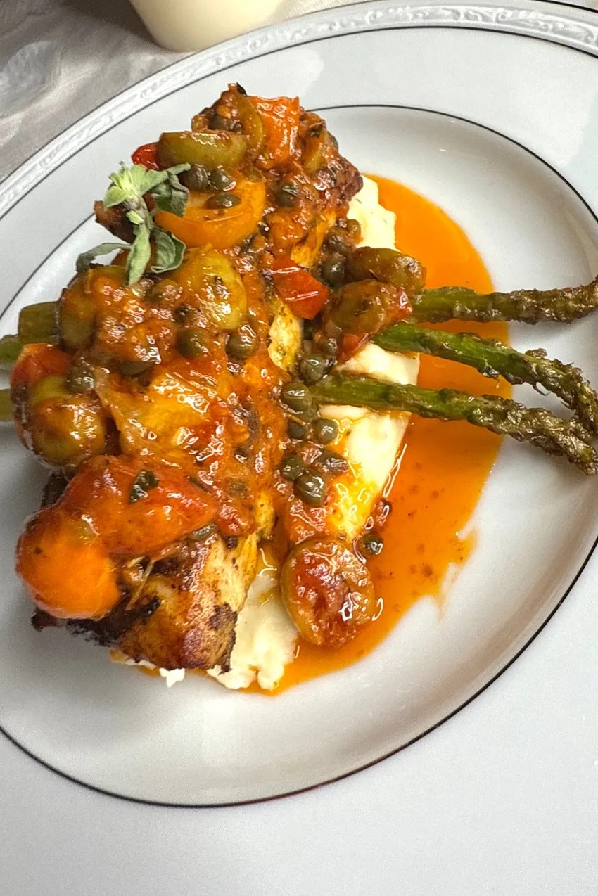 Image alt description