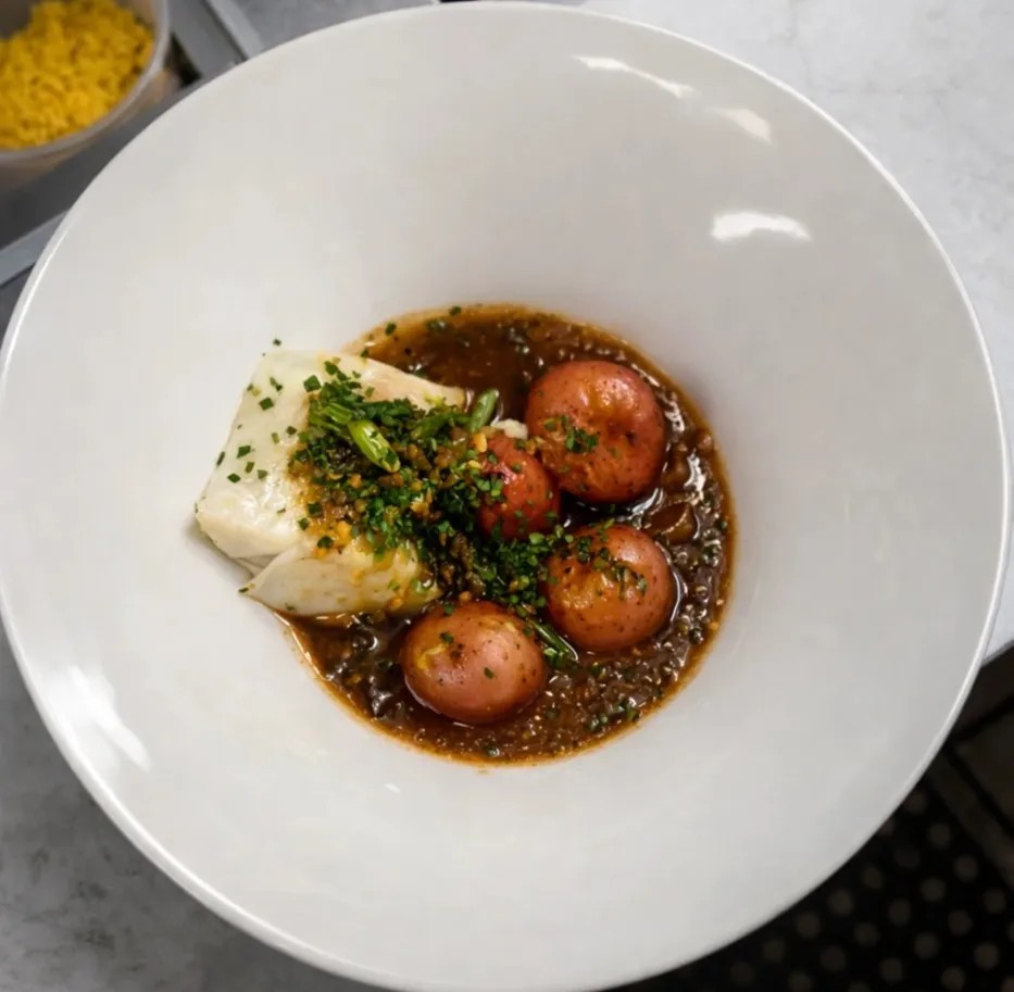 Image alt description