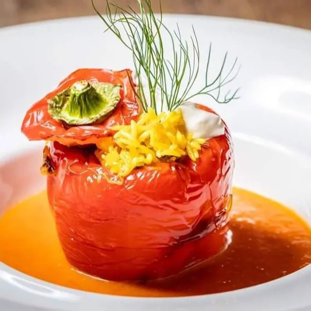 Image alt description