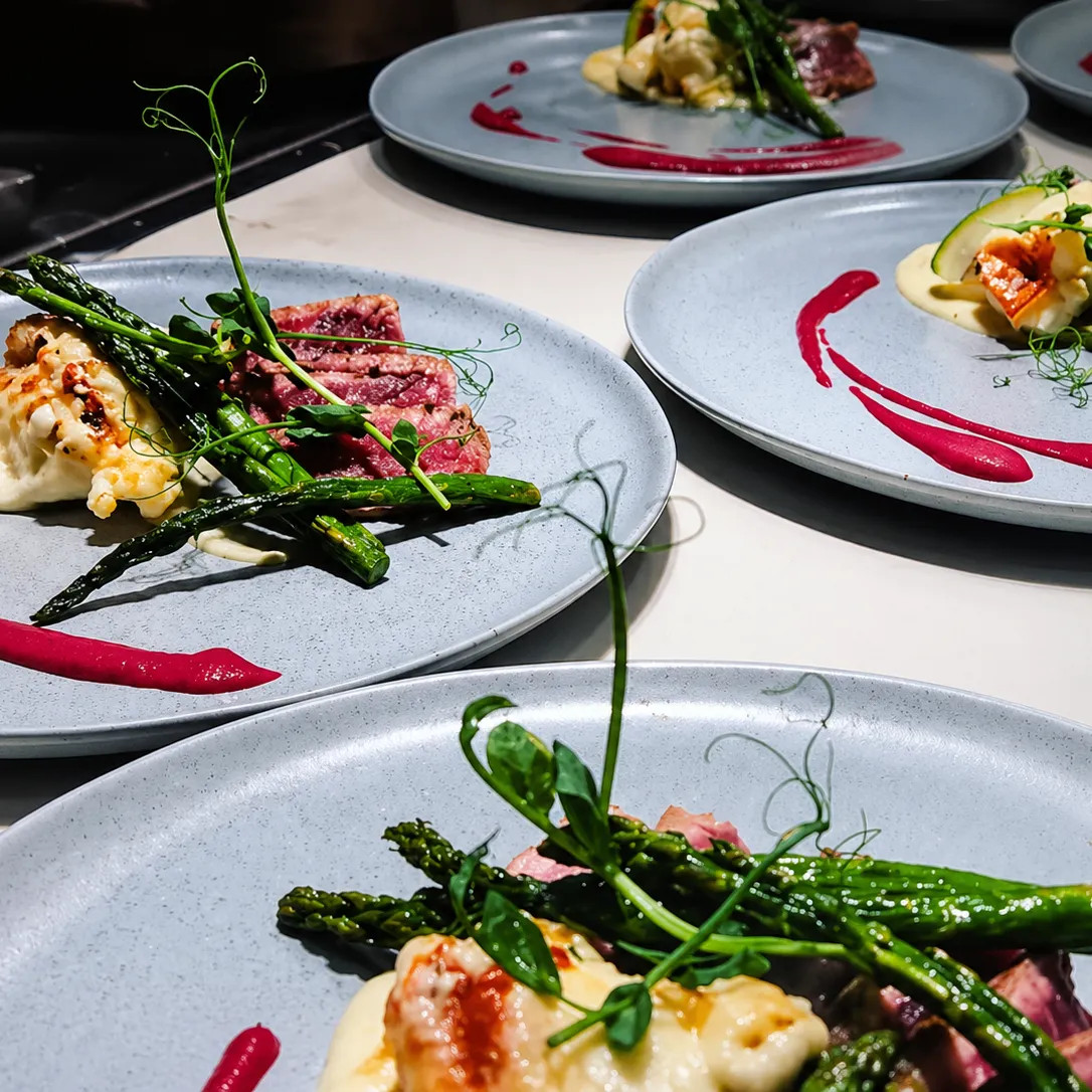 Image alt description