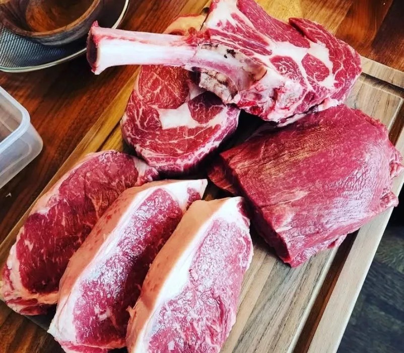 Image alt description