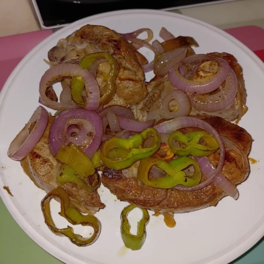 Image alt description