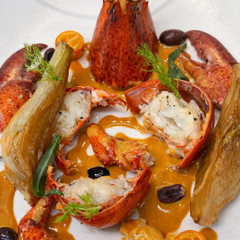 Image alt description