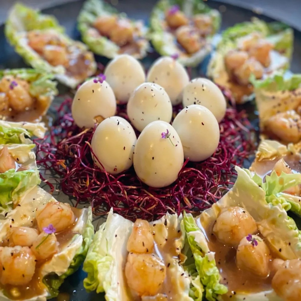 Image alt description