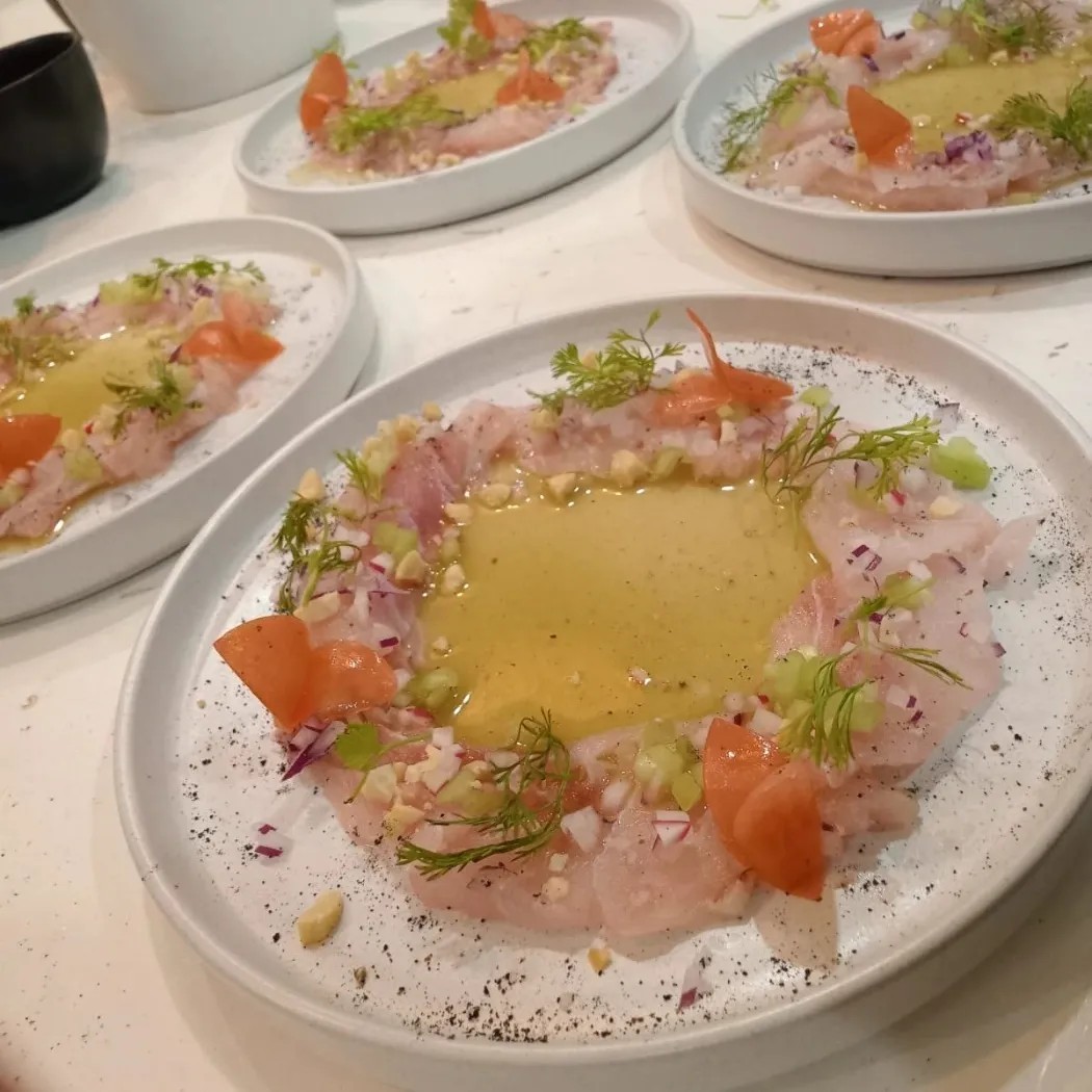 Image alt description