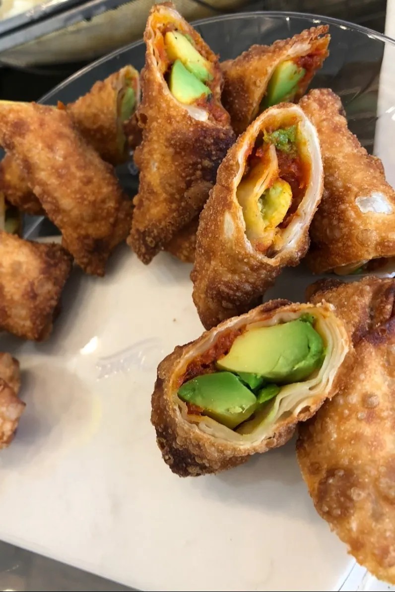 Image alt description