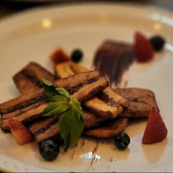 Image alt description