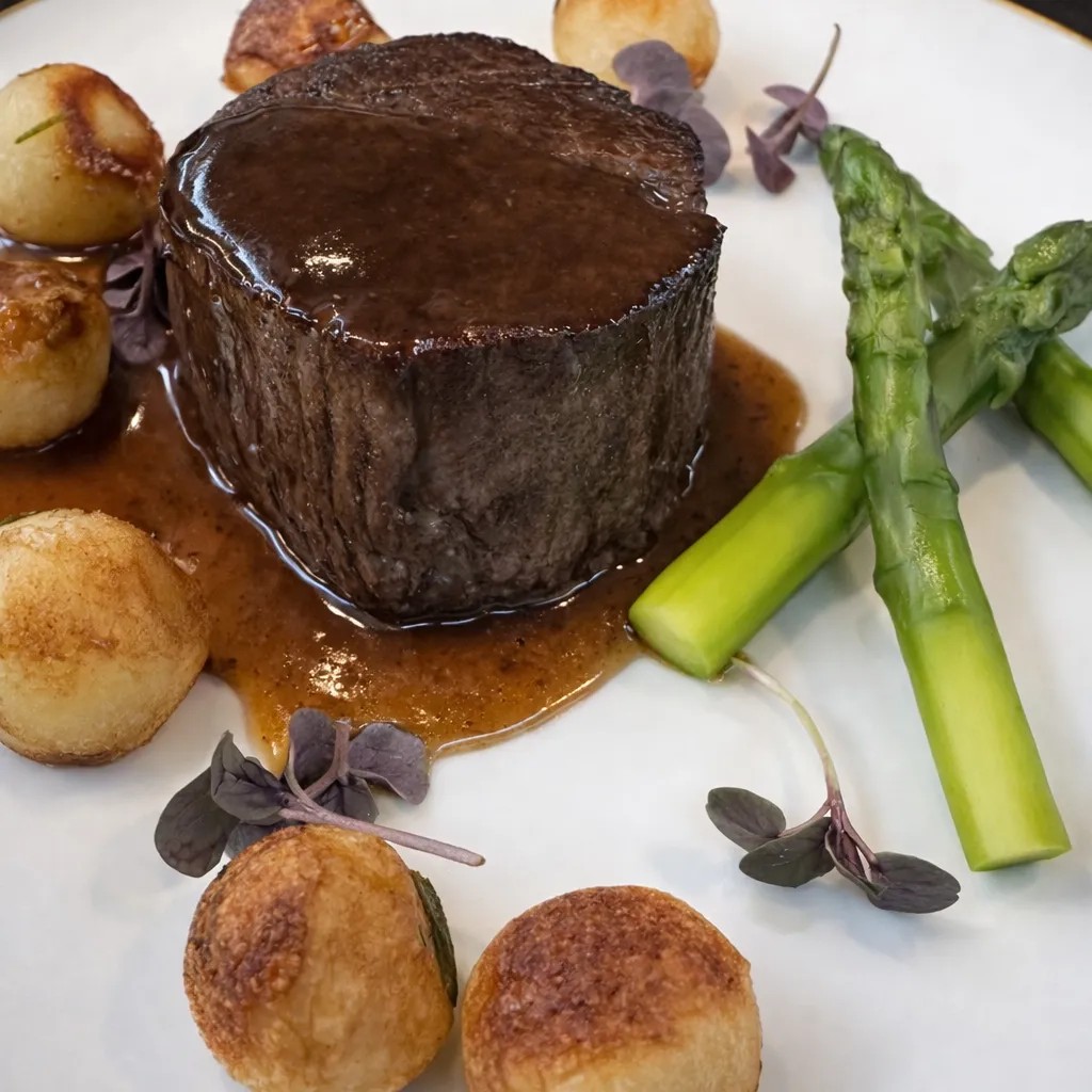 Image alt description